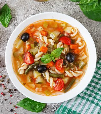 minestrone-italian-vegetable-soup-with-pasta-veg-2021-08-26-23-07-13-utc.jpg